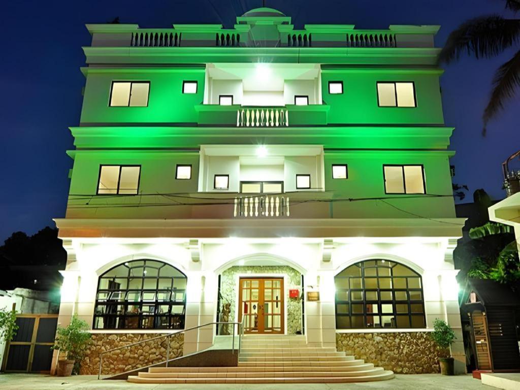 El Haciendero Private Hotel Iloilo City Exterior foto